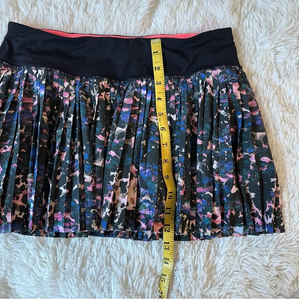 lululemon athletica lululemon pleat